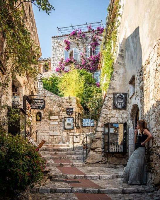 Studio Tout Confort Avec Parking Et Terrasse A Eze Village Dış mekan fotoğraf